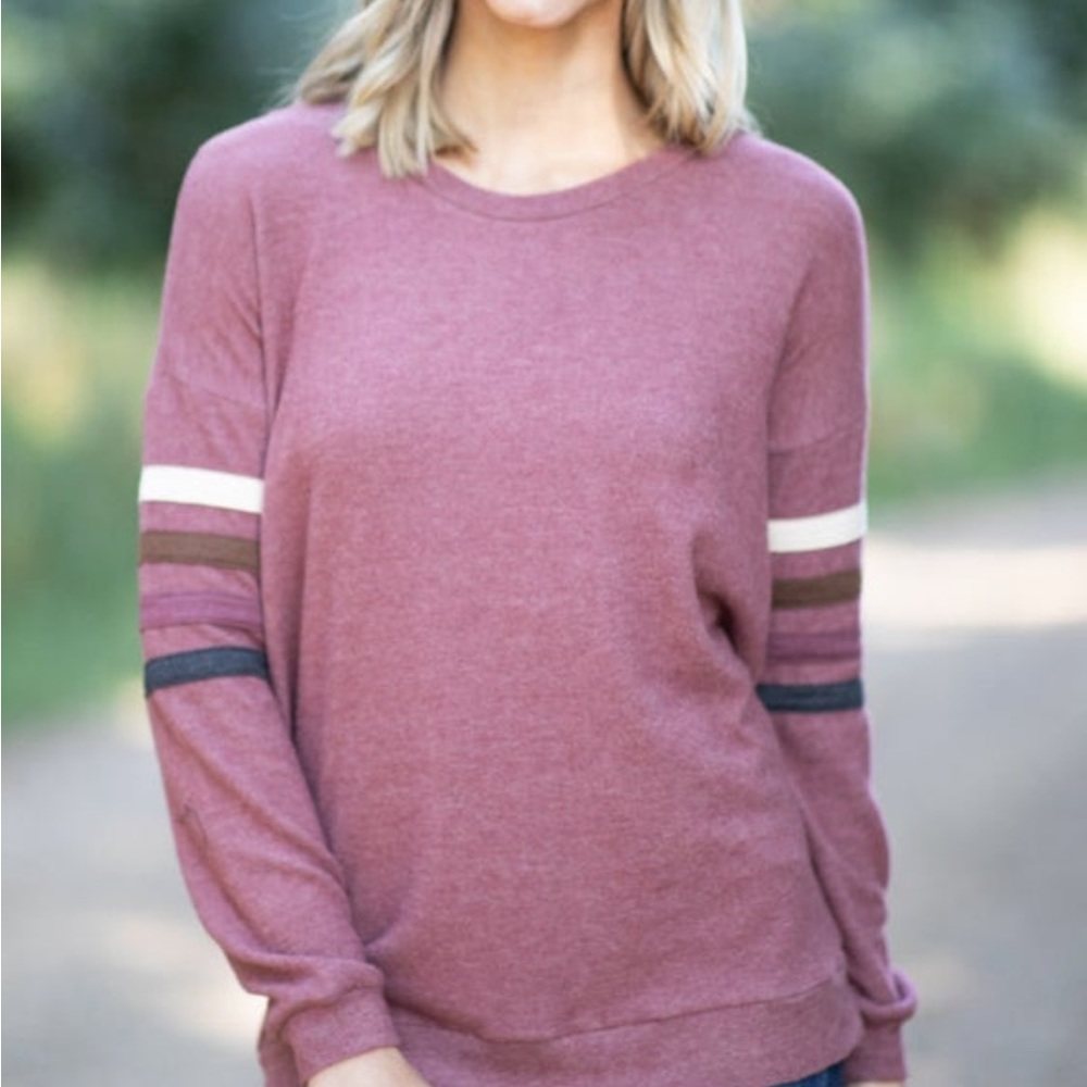 Staccato light weight sweater-NEW